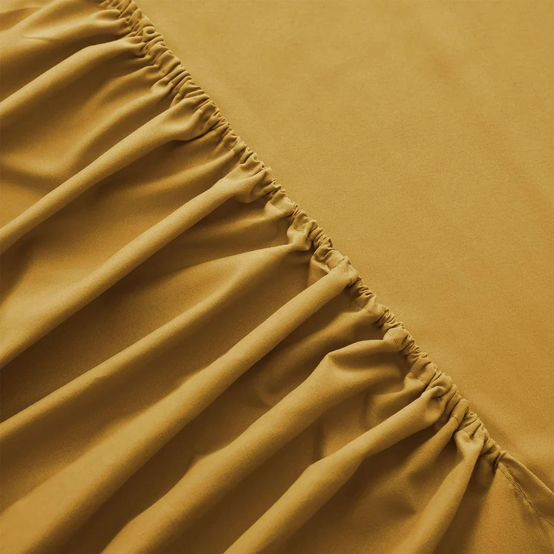 Fitted Bed Sheet – SUPER KING Bed – Free Pillows - YELLOW