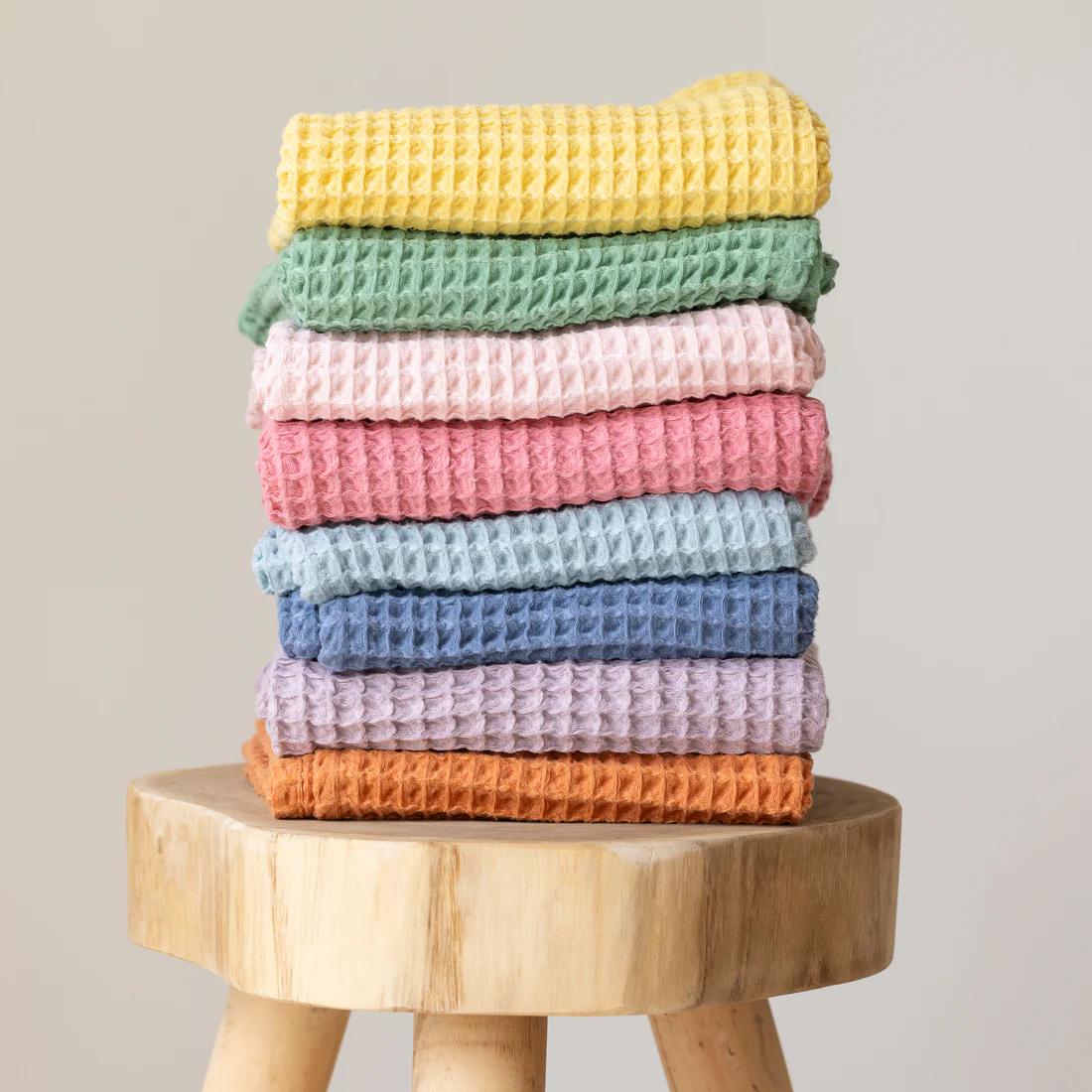 Cozy Cotton Baby Blanket – Soft & Snuggly