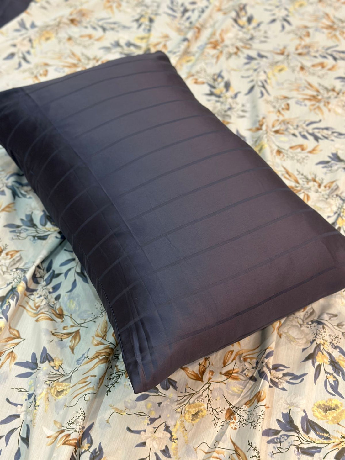 Cotton Satin Bedsheets B&B (CS-6)