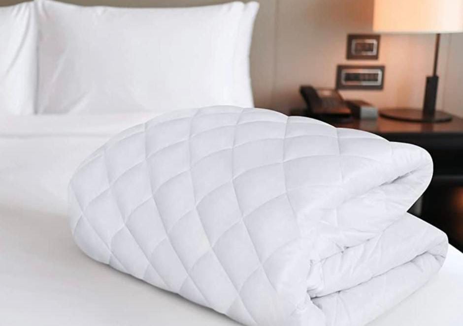 Mattress protector